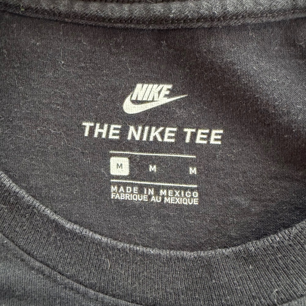 Nike Air Tee Mens M Black Graphic T-Shirt Casual - Picture 5 of 9
